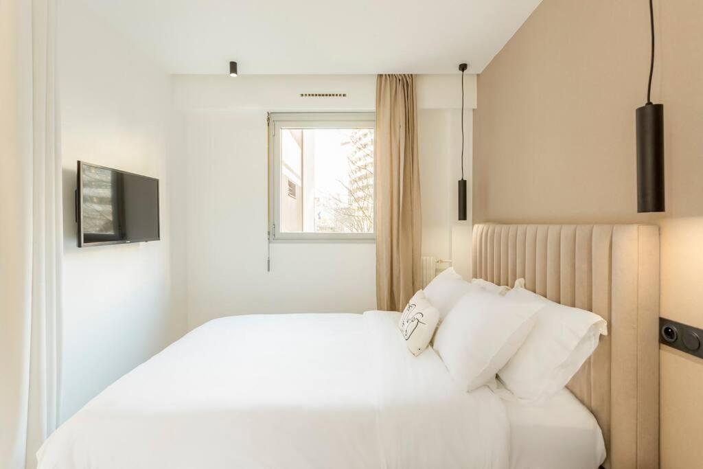 Apartamento Luxurious 3 Min Walk From Eiffel Tower París Exterior foto